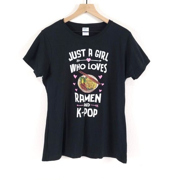 Unbranded Other - Just a Girl Who Loves Ramen and K-Pop SIZE L Womens Short Sleeve Black T-shirt